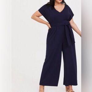 Torrid NWT Navy Flutter Sleeve Jumpsuit Size 22